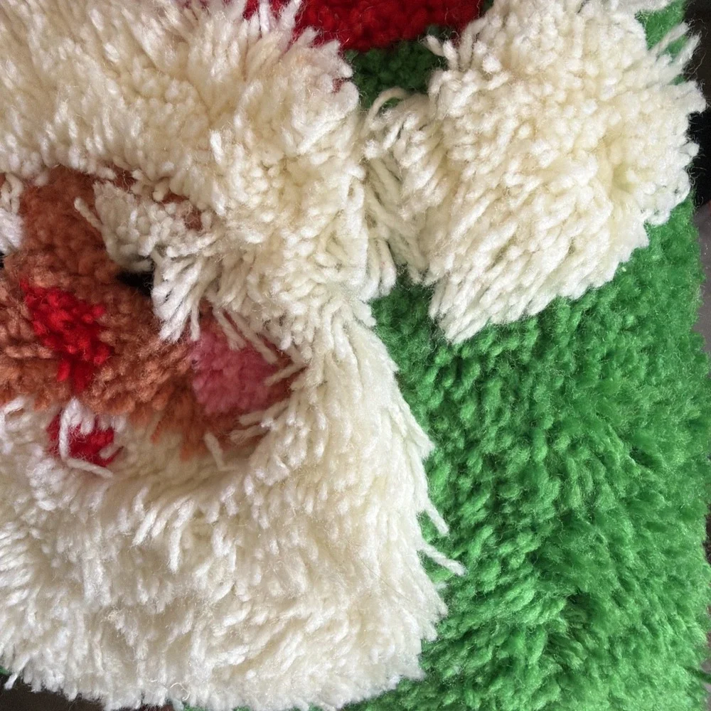 Vintage Handmade Latch Hook Santa Claus Christmas Holiday Decor Pillow 15